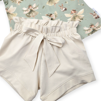 Set aus Kragenshirt und Shorts, Größe 116, Feen und Häschen